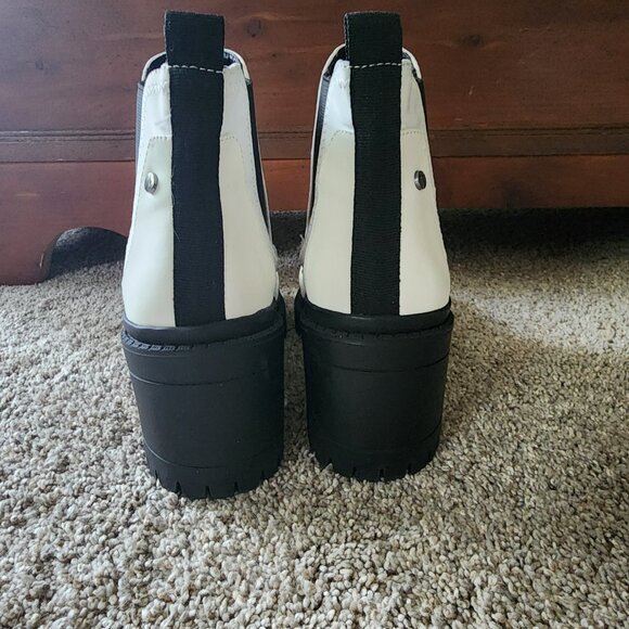 Simply Vera Vera Wang Black and White Slip on Combat Boots - Picture 2 of 11